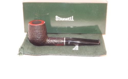 Stanwell Pfeife Relief 88 Black Sand