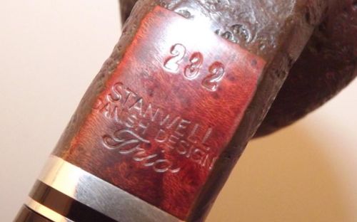 Stanwell Pfeife Trio 232 Black Sand