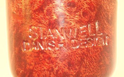 Stanwell Jahrespfeife 2013 Brown Polish